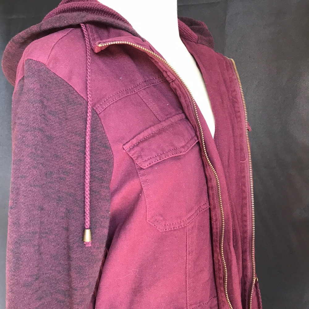 Jacket - Picture 4 of 5